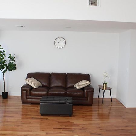 Cozy & Deluxe Apartment - Ez Access To Nyc ニューアーク エクステリア 写真
